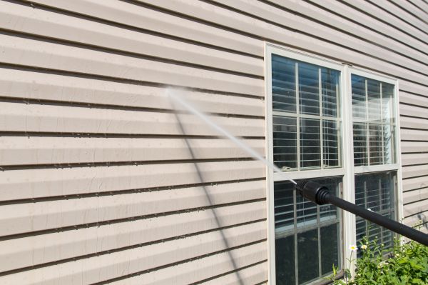 Pressure Washing in San Rafael
