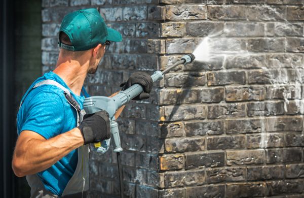 Commercial Building Washing in San Rafael