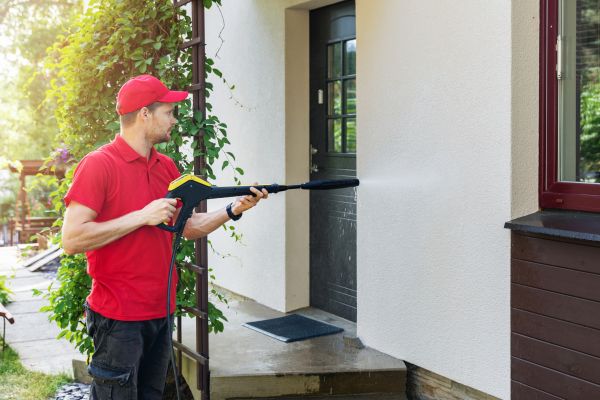Cost of Building Exterior Cleaning in San Rafael