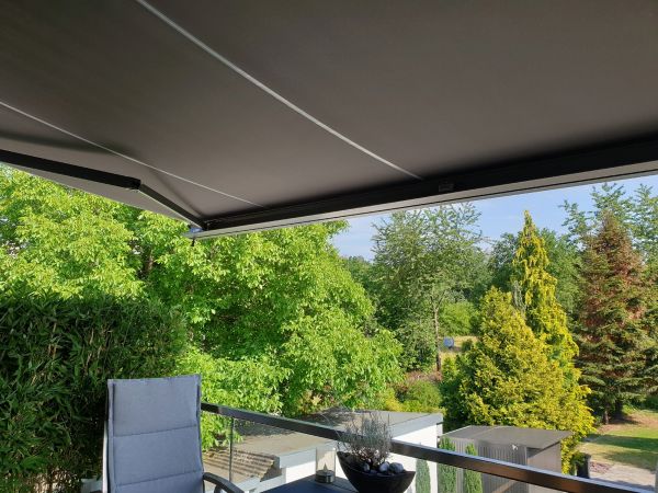 Cost of Fabric Awning Cleaning in San Rafael