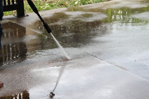 Cost of Concrete Deck Cleaning in San Rafael