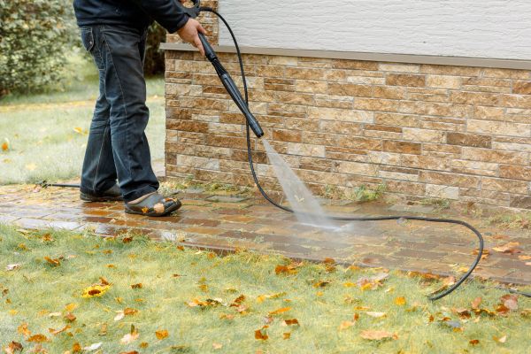 Cost of Residential Powerwashing in San Rafael